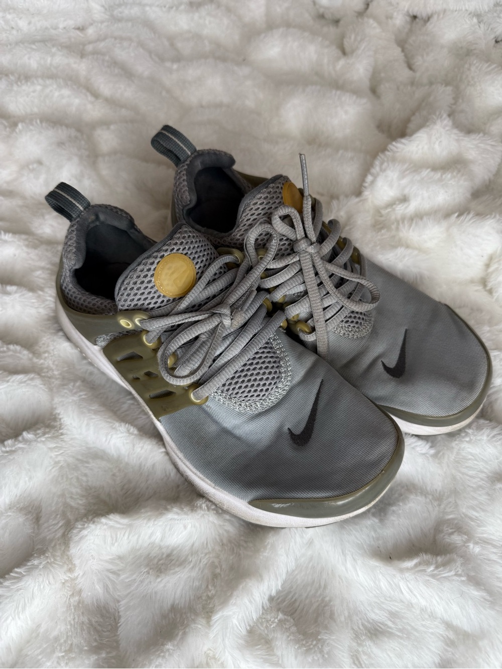 Women’s Grey Nike Air Presto